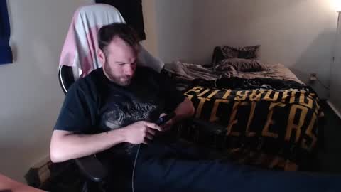 Kuggy online show from May 7, 10:15 pm