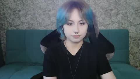 Alice online show from April 14, 2:23 pm