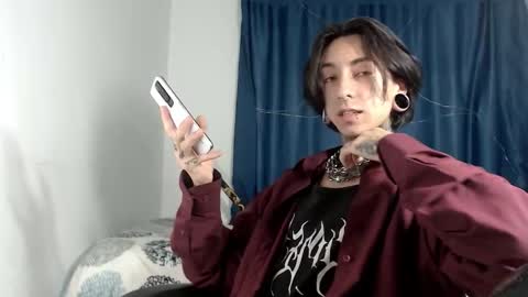 kuregari_xs online show from December 16, 3:22 am