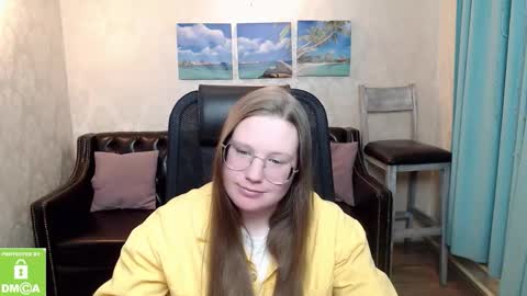 Snapshot of kuri_u chatting on January 12, 9:25 am kuri_u online show from January 12, 9:25 am