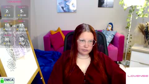 Snapshot of kuri_u1 chatting on June 21, 10:29 am Helen online show from June 21, 10:29 am