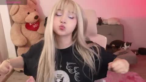 Andy online show from April 23, 4:14 am