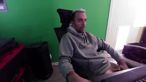 kuruptxxx online show from December 18, 6:57 pm