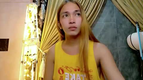 Snapshot of kween_romance chatting on October 5, 9:34 pm Kween online show from October 5, 9:34 pm