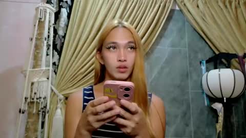 Kween online show from November 3, 4:14 am