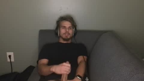 Snapshot of kxng222 chatting on October 29, 7:21 am kxng222 online show from October 29, 7:21 am