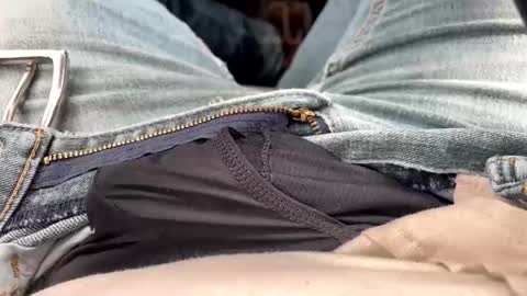 kykcils2 online show from March 18, 5:38 pm