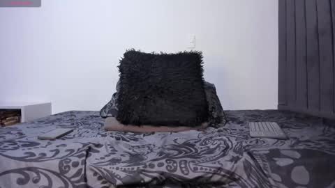 Snapshot of kyle_collinz chatting on October 15, 9:53 am Kyle collinz online show from October 15, 9:53 am