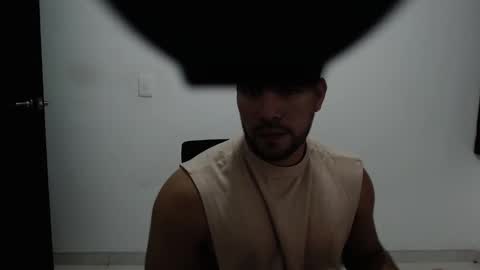 Snapshot of kyle_wilson_ chatting on September 24, 6:06 am Kyle Wilson   Follow me online show from September 24, 6:06 am