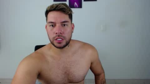 Snapshot of kyle_wilson_ chatting on October 11, 4:55 am Kyle Wilson   Follow me online show from October 11, 4:55 am