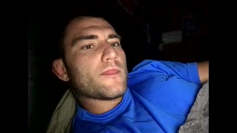 Snapshot of kylegotittt chatting on December 22, 4:39 am Hotbody545 online show from December 22, 4:39 am