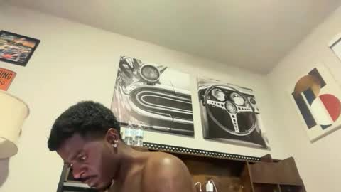 Kyle Kickstand online show from December 19, 4:41 am