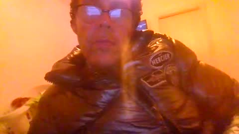 kylestrips4youq online show from November 23, 6:02 am