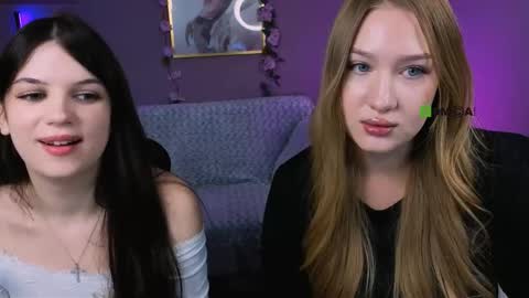 Kylie loves u online show from October 9, 9:02 pm