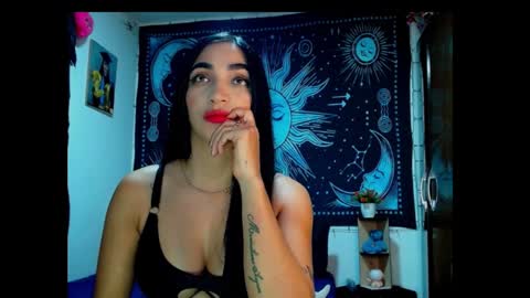 kylie online show from February 9, 12:28 am