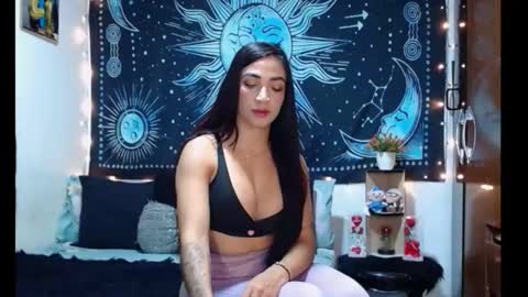 kylie online show from March 13, 8:04 pm