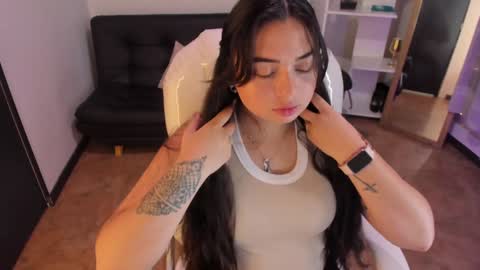 kylie online show from January 15, 12:58 pm