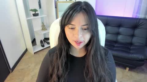 kylie online show from March 6, 1:24 pm