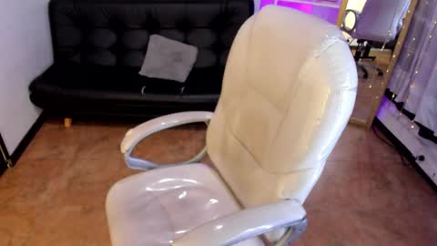 kylie online show from September 24, 2:31 pm