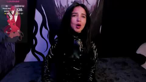 submissive demon Please help me to reach 500 thumbs up online show from November 26, 12:11 am