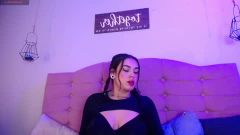 kylie_ls online show from January 13, 3:36 pm