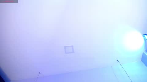 kylie_ls online show from January 21, 1:43 pm