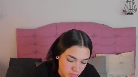 kylie_ls online show from September 16, 3:07 am