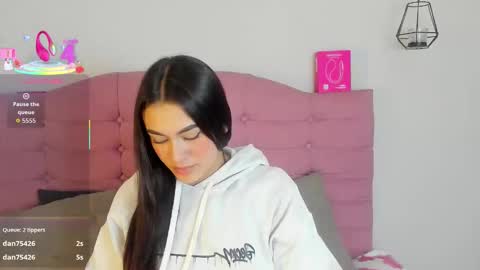 kylie_ls online show from October 25, 2:08 am