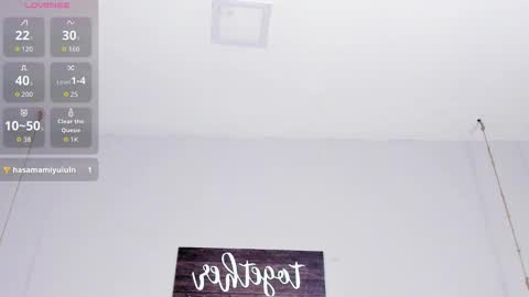 kylie_ls online show from December 3, 2:08 am