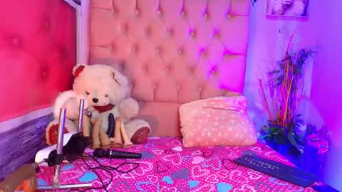  KYLIE online show from December 16, 5:51 pm