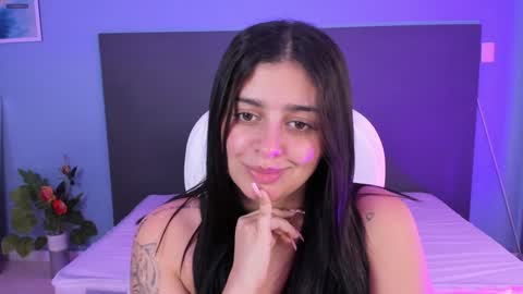 Kylie Reyes  online show from December 6, 7:56 pm