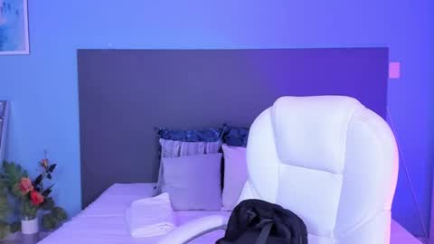 Kylie Reyes  online show from December 17, 7:26 pm