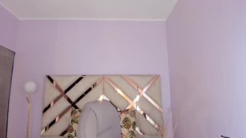 Kylie Reyes  online show from March 30, 7:04 pm