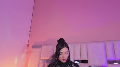 Snapshot of kylie_river chatting on May 19, 11:49 am Kylie online show from May 19, 11:49 am