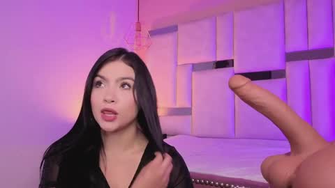 Snapshot of kylie_river chatting on May 20, 11:16 am Kylie online show from May 20, 11:16 am