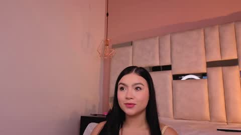 Snapshot of kylie_river chatting on May 24, 2:00 pm Kylie online show from May 24, 2:00 pm