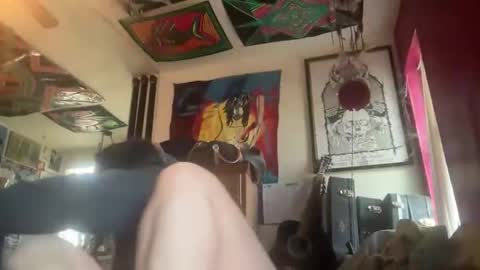 Snapshot of kylie_star30 chatting on March 13, 10:38 pm kylie_star30 online show from March 13, 10:38 pm