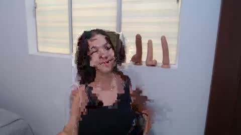 Melissa online show from February 8, 8:21 pm