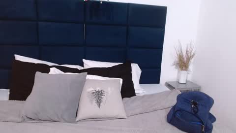 Melissa online show from March 1, 2:59 am