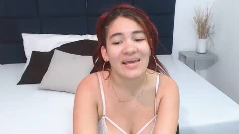 Melissa online show from March 10, 1:32 pm