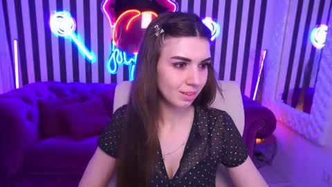 Nicole online show from July 11, 6:49 am