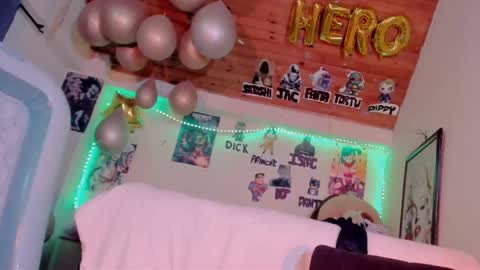   online show from March 9, 12:31 am