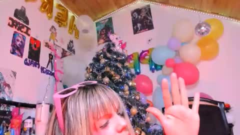   online show from November 30, 12:58 am