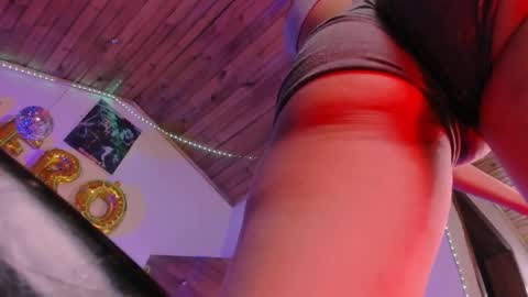   online show from March 25, 11:55 pm