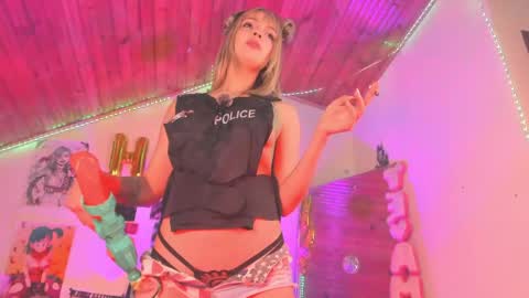   online show from April 10, 11:31 pm