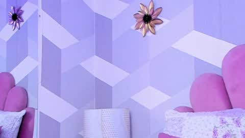 Kylie jl online show from December 31, 4:46 pm