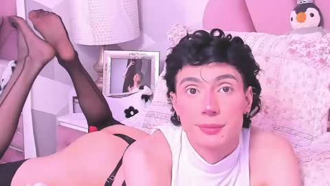 Kylie jl online show from May 21, 7:43 pm