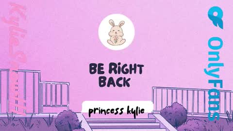 Snapshot of kyliesnowxxx chatting on March 4, 12:55 pm Kylie Snow online show from March 4, 12:55 pm