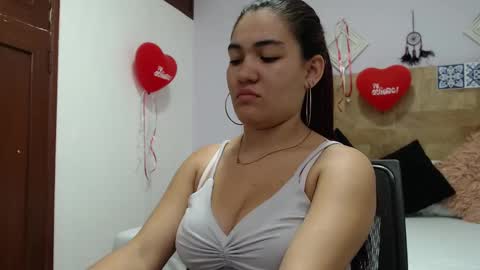 Kylie online show from February 24, 10:59 am