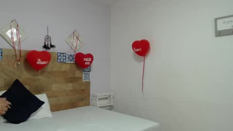 Kylie online show from February 24, 2:26 pm